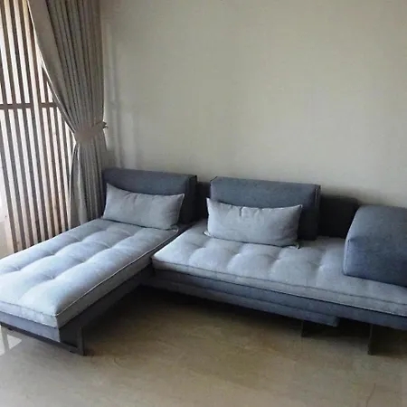 Downtown Apartment *