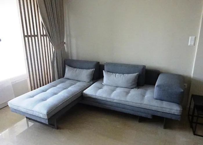 Downtown Apartment *