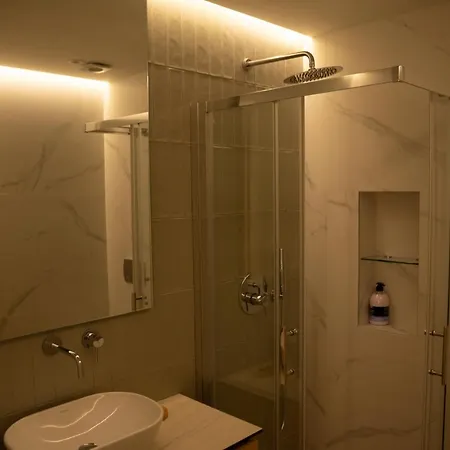 Downtown Apartment